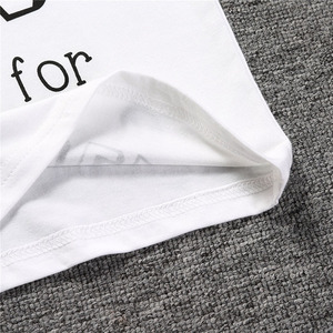 Ensemble de vêtements décontractés pour bébés garçons, t-shirt blanc imprimé, vente en gros, fournisseur chinois - Product Image 3