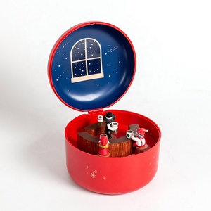 Vente en gros de boîtes à musique personnalisées en résine pour ornements de maison boîte à musique de Noël pour enfants - Product Image 1