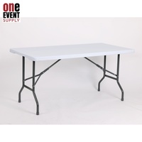 Table de réception rectangulaire pliable et empilable en plastique blanc léger et durable de 6 pieds pour événements extérieurs et industriels