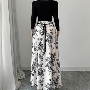Abiti da Donna con Blocchi di Colore Bianco e <span class=keywords><strong>Nero</strong></span>, <span class=keywords><strong>Maniche</strong></span> <span class=keywords><strong>Lunghe</strong></span>, Scollo Quadrato e Gonna Ampia, Moda - Product Image 2
