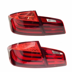 ไฟท้าย LED ซีนอนคุณภาพสูง <span class=keywords><strong>Wuhuan</strong></span> สำหรับรถยนต์ซีรีส์ 5 รุ่น F10/F18 ปี 2014-2017 เลนส์สีแดงใหม่ 12V 12W 5000LM ใช้ได้กับรถยนต์ทั่วไป - Product Image 1