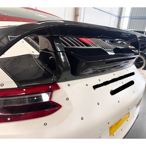 Aileron arrière en fibre de carbone OUER 2012-2015 avec ruban adhésif ou vis pour l'installation sur Porsche 911 (991.1) - Product Image 4