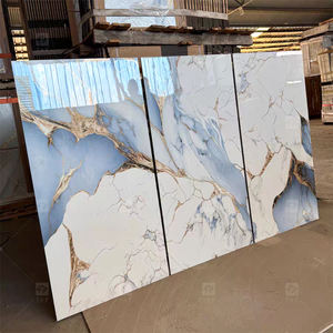 <span class=keywords><strong>Carrelage</strong></span> <span class=keywords><strong>de</strong></span> sol en porcelaine <span class=keywords><strong>de</strong></span> luxe 600x1200mm, veinage doré, pleine masse, effet marbre, émaillé et poli pour salon - Product Image 1