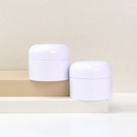 Bouteille de crème en plastique blanche personnalisable de 5g 15g 30g petit pot blanc pour les soins de la peau gel pour les ongles crème mains visage cosmétiques