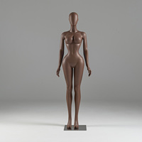 Maniquí de Cuerpo Completo Femenino con Tono de Piel Europeo, con Maquillaje y Soporte de Exhibición Facial