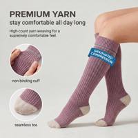 Chaussettes de compression confortables à hauteur du genou avec logo personnalisé, chaussettes de course de haute qualité, chaussettes de compression athlétiques en tissu éponge