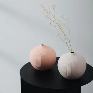 Vase de fleurs moderne en céramique avec rayures nordiques, pot de forme ronde et moderne en céramique pour la décoration de la maison, nouveau Style européen