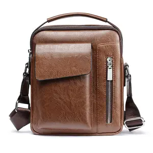 Casual erkek PU deri çanta kapasiteli Vintage Crossbody Sling omuz dizüstü erkek deri postacı çantası Tote çanta