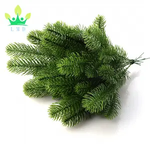 30pcs Artificial Pine Tree Branches Fake Pine Picks Pine Needle Garland DIY Craft Wreath for Christmas Embellishing Home Decor