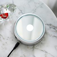 10cm Mehrfarbiger LED-Lichtsockel, 3D-Kristallglas-Kunstlicht-Ständer, Beleuchteter LED-Runder Silber-Präsentationsständer