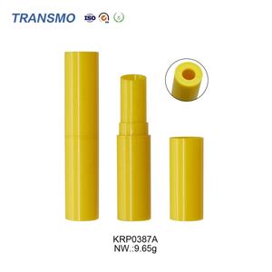 Tubes de rouge à lèvres ronds en plastique recyclé écologiques à faible MOQ avec logo et boîte personnalisés, toutes couleurs disponibles - Product Image 1