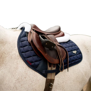 Tapis de selle de barrel racing en feutre de laine haute densité de qualité supérieure avec cuir véritable tanné à l'huile et absorption des chocs - Product Image 1