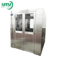 Douche d'air industrielle pour portes roulantes avec buses rotatives multi-groupe pour un soufflage omnidirectionnel du fret
