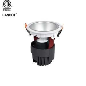 Plafonnier encastré intelligent ETL 5CCT 4 pouces 16W LED Downlight fixe et orientable avec cardan, étanche IC, pour usage hôtelier - Product Image 1