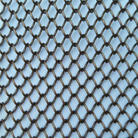 Voilage en maille métallique sur mesure en acier inoxydable et aluminium pour plafonds, idéal pour l'architecture moderne et les applications décoratives