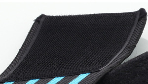 ضمادات الركبة UNIQ ، دعامات دعم مرنة طويلة للغاية ، ضغط قابل للتعديل لرفع الأثقال - Product Image 6