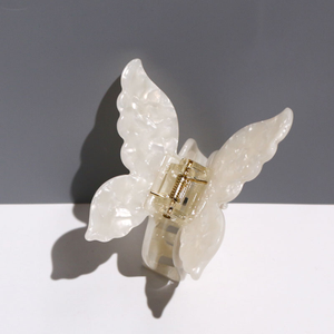 Pinzas de Pelo Grandes con Diseño de Mariposa XinMei, Accesorios para el Cabello, Pinza de Pelo con Estampado Personalizado, Pinza de Acetato para el Cabello, Pinzas para el Cabello para Mujeres - Product Image 4