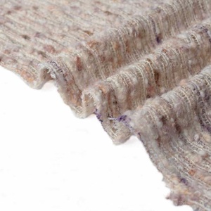 Tissu en laine bouclée multicolore doux et naturel pour vêtements d'extérieur et robes féminines - Product Image 3