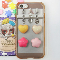 Nouvelle conception, artisanat en résine, miniatures en forme de cœur, pendentif artistique peint à la main, bricolage, coque de téléphone, breloques à dos plat, vente en gros, décoration