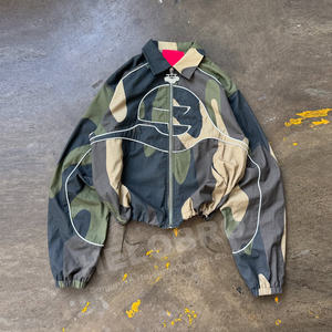 Chaqueta con cremallera personalizada y pantalones de nailon, conjunto de Jogger de dos piezas de camuflaje, chándales cortavientos de camuflaje de poliéster para hombre - Product Image 2