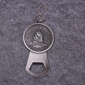 พวงกุญแจที่เปิดขวดสแตนเลสการ์ตูนวินเทจสำหรับโฆษณาโรงแรมและร้านอาหารพร้อมการพิมพ์แบบกำหนดเอง - Product Image 2