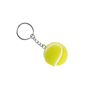 Porte-clés peluche balle de tennis, mini accessoire sportif - Product Image 1