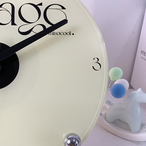 12-inch 30cm Nordic <b>Cream</b>-style Single Face Quartz Wall <b>Clock</b> Traditional Design Living Room Silent Decorative Creative Ornament - Product Image 2
