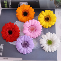 Großhandel Echte Natürliche Konservierte Gerbera-Gänseblümchen-Blütenköpfe für Hochzeits-Tischdekoration, Party-Tischdeko, DIY, Muttertag, Ostern