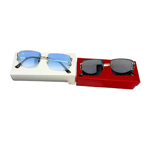 Gafas de Sol Personalizadas con Logotipo 2025, Unisex, Lentes con Bordes Cortados, Protección UV400, Montura Cuadrada de Aleación Resistente - Product Image 1