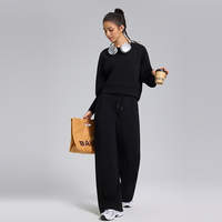 Ensemble de survêtement 2 pièces personnalisé 2026 pour femme : Sweat-shirt court et pantalon de jogging respirant, tenue décontractée et sportive vierge