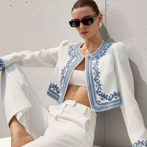 Chaqueta de Lona Ecológica Acolchada con Botones y Bordado Floral Azul Cielo para Mujer, Forro de Algodón, Otoño Invierno, Abrigo Oficial - Product Image 1