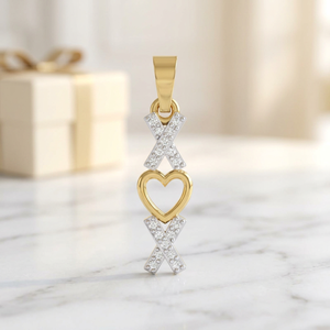Colgante de Diamante con Motivo de Corazón, Diseño XOXO, Joyería Fina de Moissanita, Collar con Colgante de Corazón XOXO Abrazos y Besos, Piedras de Corte Redondo - Product Image 1