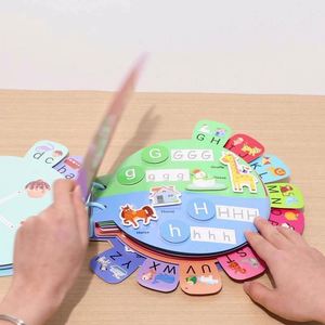 Libro de Actividades 3D Reutilizable para Preescolares, con Letras para Combinar, Práctica de Control del Lápiz y Pegatinas, para Niños y Niñas - Product Image 4