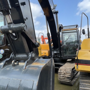รถขุดไฮดรอลิกแบบตีนตะขาบ HYUNDAI 220LC-9S มือสอง ขนาด 22 ตัน เครื่องจักรก่อสร้าง - Product Image 5