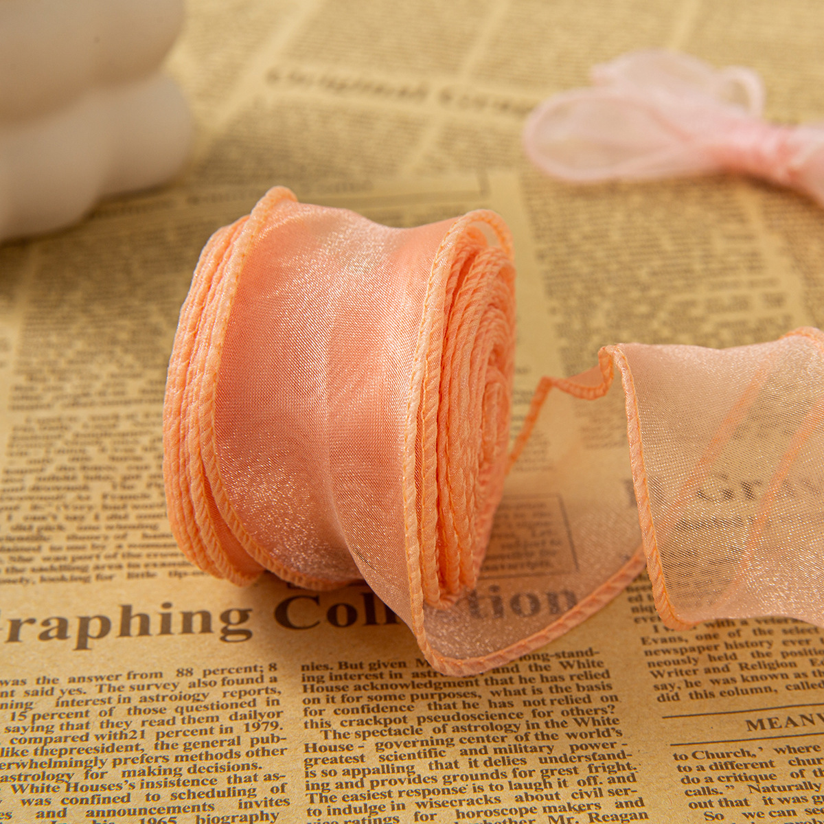 4cm champagne color trim fish tail yarn 10 yards (bagged)