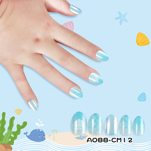 Juego de 24 Uñas Postizas Autoadhesivas de ABS con Decoración Brillante, Diseño de Dibujos Animados, Uñas Cortas con Purpurina - Product Image 6