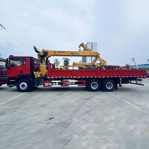 Camion-grue Sinotruk, grue à flèche Xugong de 12 tonnes à 4 sections, machinerie de levage spéciale pour la construction routière et ponteuse - Product Image 6