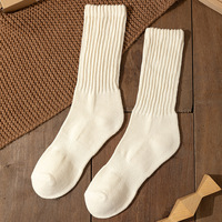 Vente en gros de chaussettes confortables pour hommes épaisses en coton biologique bambou chaussette unisexe personnalisée