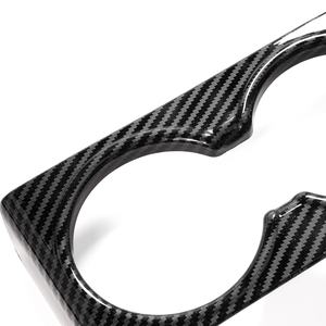 Cubierta de Fibra de Carbono para el Portavasos del Asiento Trasero, Compatible con Tesla Model Y Renovado, Juniper Performance - Product Image 3