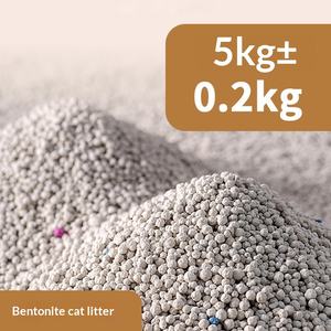 فضلات قطط من البنتونيت صديقة للبيئة سريعة التوصيل بشكل كروي 0.5 مم للتحكم في الروائح وتكتل قوي وقليل الغبار - Product Image 6