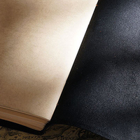 Carnet artisanal créatif non daté en cuir véritable avec fermeture à sangle, idéal pour le journaling et le recyclage de matériaux.