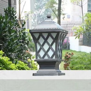 Lámpara de Pilar Exterior de Bronce, LED Solar, CRI80, Regulable, Blanco Cálido 2700K, IP65, Pantalla de Vidrio, Base E26, Montaje Empotrado No Extraíble - Product Image 2