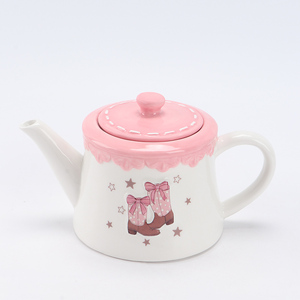 <span class=keywords><strong>Assiette</strong></span> ronde en céramique avec bordure en dentelle rose et motif de botte de cowboy centrale avec accent étoiles et nœud, plat décoratif - Product Image 5