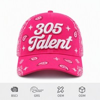 Nouvelle Tendance 2026 Casquette Trucker Rose avec Logo Brodé 3D Personnalisé, Motif Bandana sur la Visière, Casquette en Maille de Haute Qualité, Casquette de Baseball Snapback