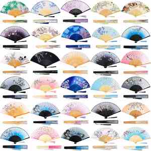 Abanico Plegable de Bambú Pintado y Tallado de 21 cm con Diseños de Flores y Amor, Souvenir, Abanico de Bambú y Seda - Product Image 4