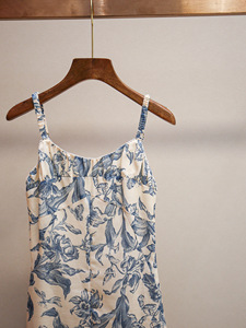 AELESEEN Diseñador Moda Verano Vestidos Mujer Spaghetti Strap Slash Neck Blue Flower Print Slim Back Banged Midi Party Mujer - Product Image 4