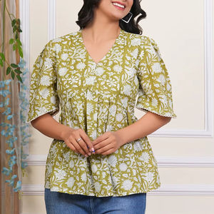 Blusa Corta de Algodón 100% para Mujer, Cuello en V, Corte en A, Informal, para Fiestas, Estampado Floral Tradicional Hecho a Mano, Estilo Bohemio, Color Oliva - Product Image 1