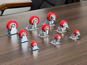 2 roulettes en PVC rouge de taille <span class=keywords><strong>anglaise</strong></span>, deux voitures latérales, supports à crochet, transport. Roulettes pour meubles à usage général, roulettes pour pieds de meubles en carton - Product Image 4