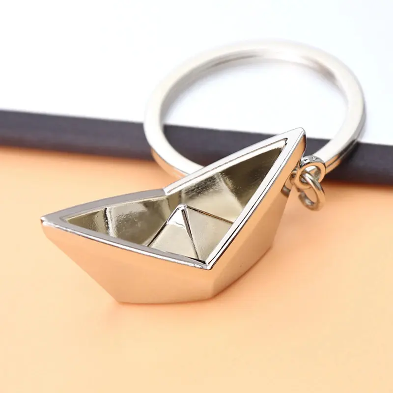 מותאם אישית מתכת סגסוגת סירת מפתח שרשרות מפתח טבעות מזל מתנת נייר סירת יפה Keychain