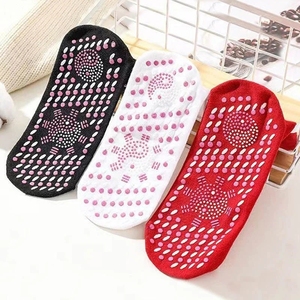 1 paire de <span class=keywords><strong>chaussettes</strong></span> en <span class=keywords><strong>tourmaline</strong></span> pour femmes et hommes <span class=keywords><strong>Chaussettes</strong></span> auto-chauffantes pour thérapie et soulagement de la douleur - Product Image 3